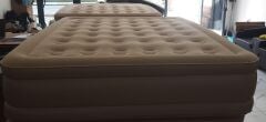 SHUFA Şişme Kendinden Elektrikli Pompalı Yatak 152x198x40 cm ( KUSURLU ÜRÜN )
