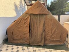 GLAMPING Family Şişme Kamp Çadırı 300*400*200 CM (YEŞİL) Şeffaf Pencereli ve Kapılı ( KUSURLU ÜRÜN )