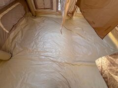 GLAMPING Family Şişme Kamp Çadırı 300*400*200 CM (BEJ) Şeffaf Pencereli ve Kapılı ( KUSURLU ÜRÜN )