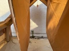 GLAMPING Family Şişme Kamp Çadırı 300*400*200 CM (BEJ) Şeffaf Pencereli ve Kapılı ( KUSURLU ÜRÜN )